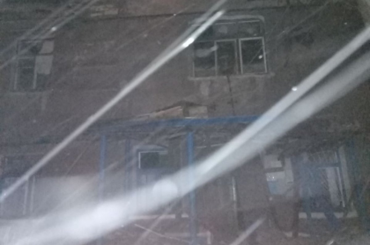 Общежитие в Горловке попало под обстрел ВСУ, есть пострадавшие