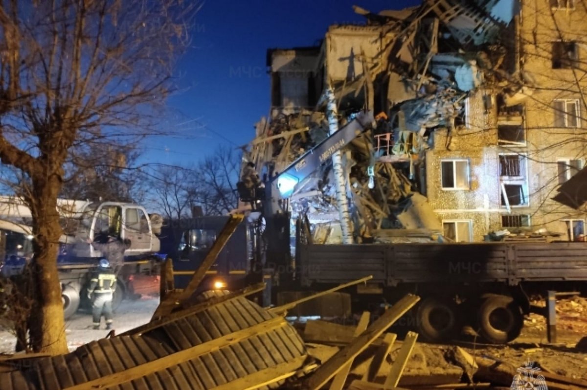 Число погибших при взрыве газа в жилом доме в Ефремове выросло до 8