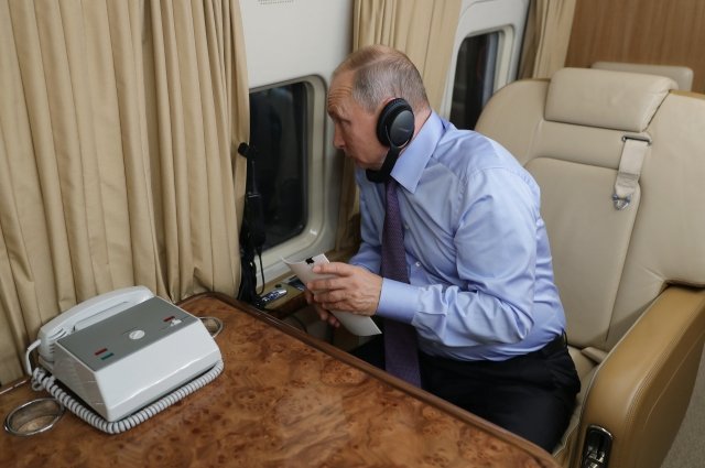 Командир воздушного судна: Путин не является сложным пассажиром0