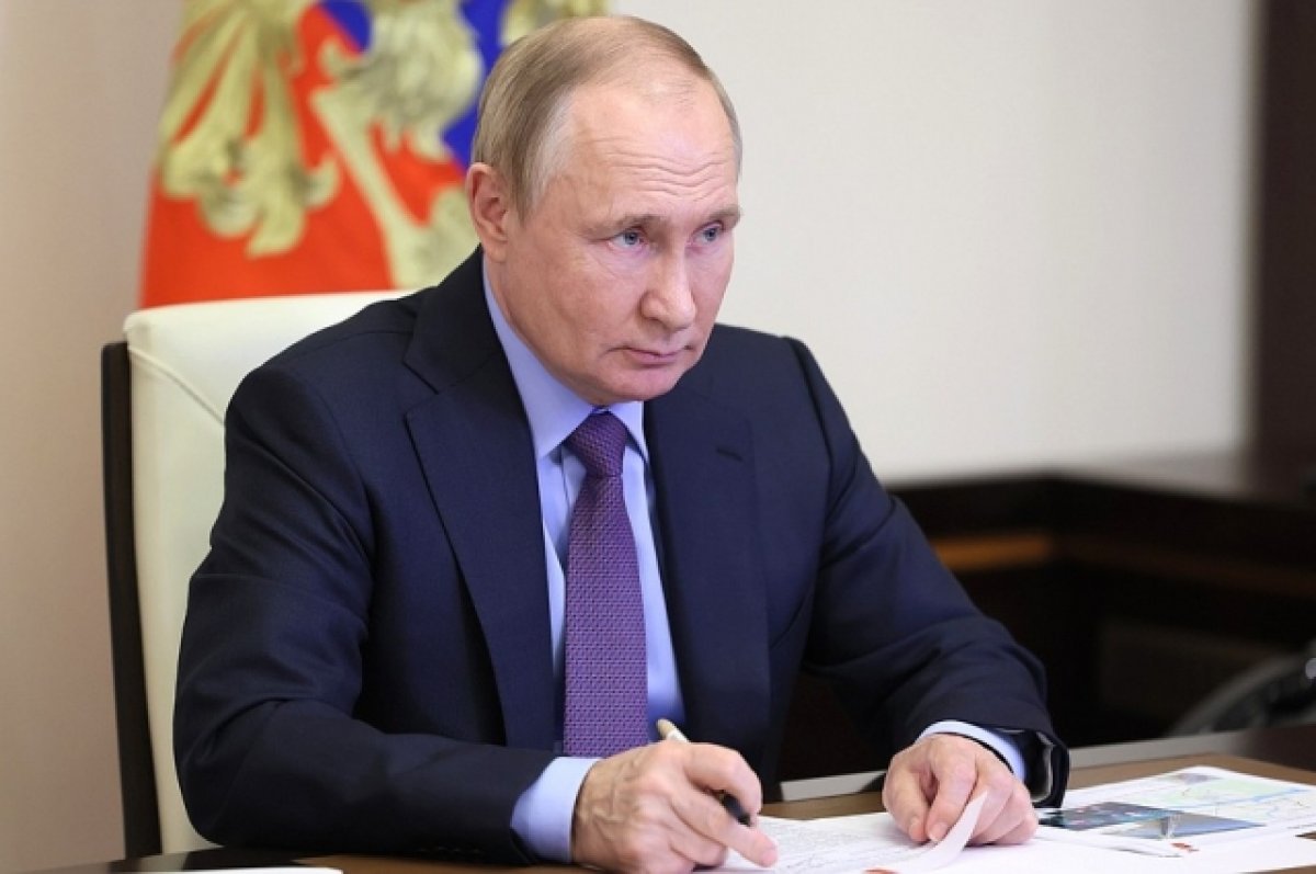 Путин провел встречу с главой Минтранса РФ