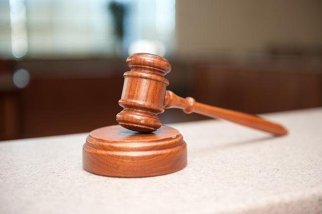 В Новом Уренгое перед судом предстанет местный житель, обвиняемый в совершении особо тяжких преступлений.