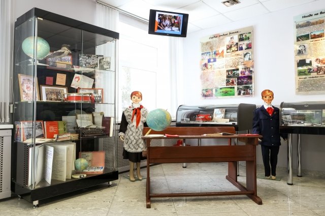Выставка открылась в администрации Свердловского района.