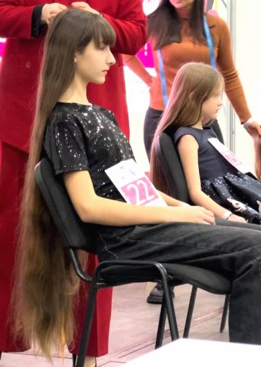 Коса 12-летней Эли Торговченко - 115 сантиметров.