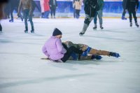 В Татарстане девушка получила серьезное заболевание легкого после падения на ледовом катке. 
