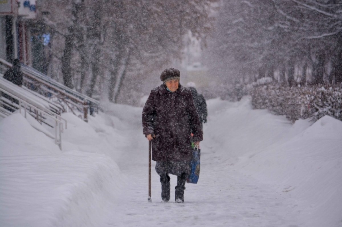 Then snow. Погода снег. Иду по снегу снежному. Туман снег g.