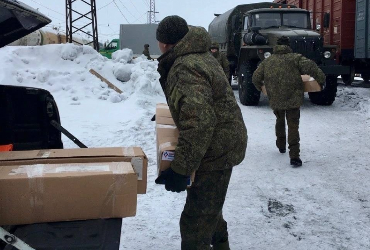 В Новосибирске депутаты передали кувалды участникам СВО | АиФ Новосибирск