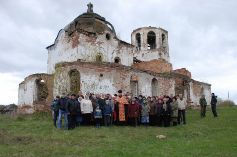 Начиная с 1990-х годов, общественность села добивается восстановления церкви.