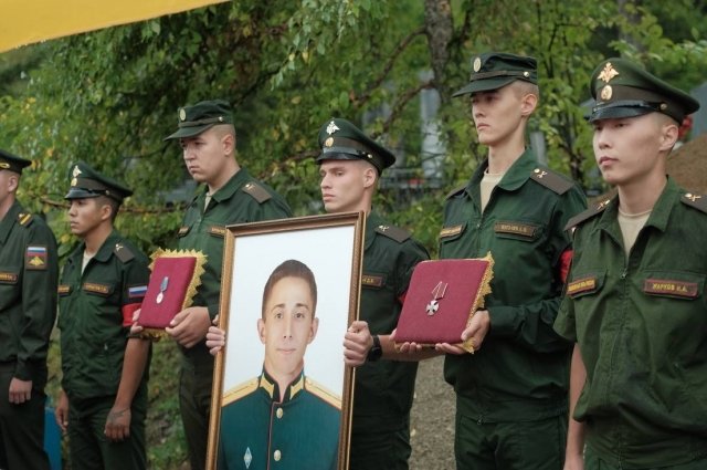 26-летний Андрей Ковтун пожертвовал собой ради спасения товарищей.