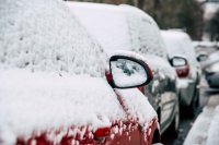 Снегопад усложнил дорогу оренбуржцам утром 21 февраля