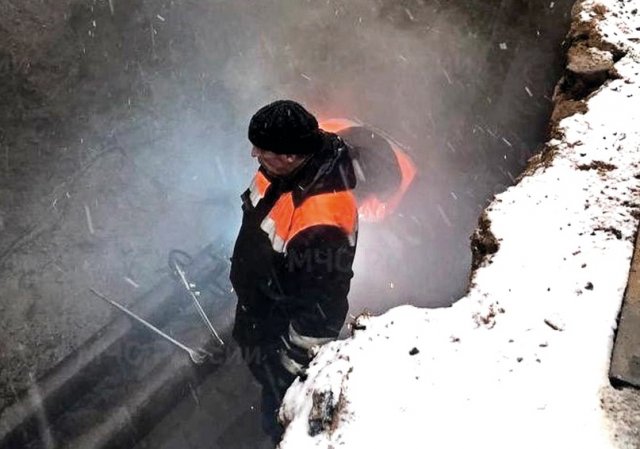 Из-за порыва сети на ул. Тухачевского без тепла остались 620 человек.