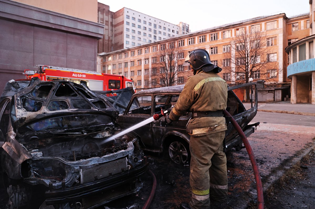 Три сотрудника скорой помощи погибли в результате обстрела Донецка