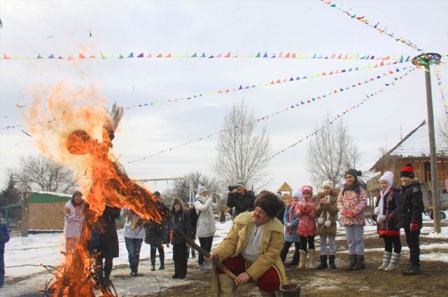 Традиция жечь чучело на Дону появилась недавно.