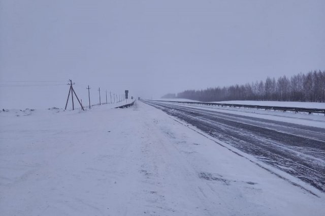 27 февраля из-за непогоды перекрыли участок трассы «Уфа-Оренбург».