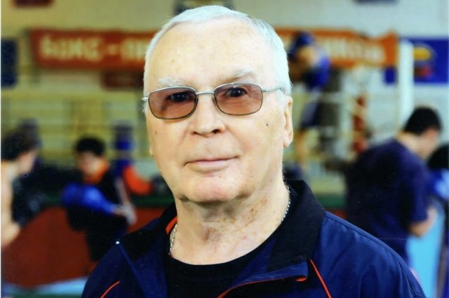 В Оренбурге скончался тренер по боксу мастер спорта СССР Валерий Шурыгин.