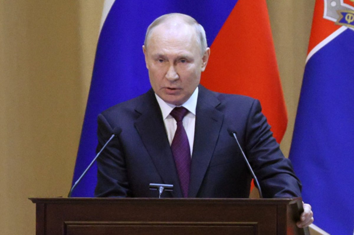 Путин ответил на атаки беспилотников по России. Заявления президента в ФСБ