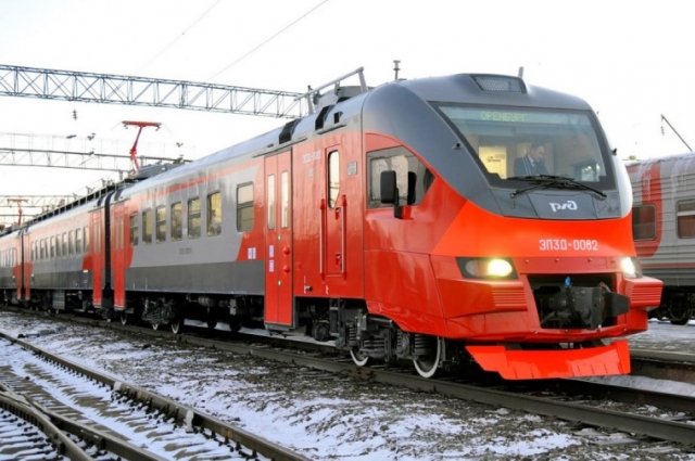 Электропоезд Оренбург - Орск временно заменят на новый