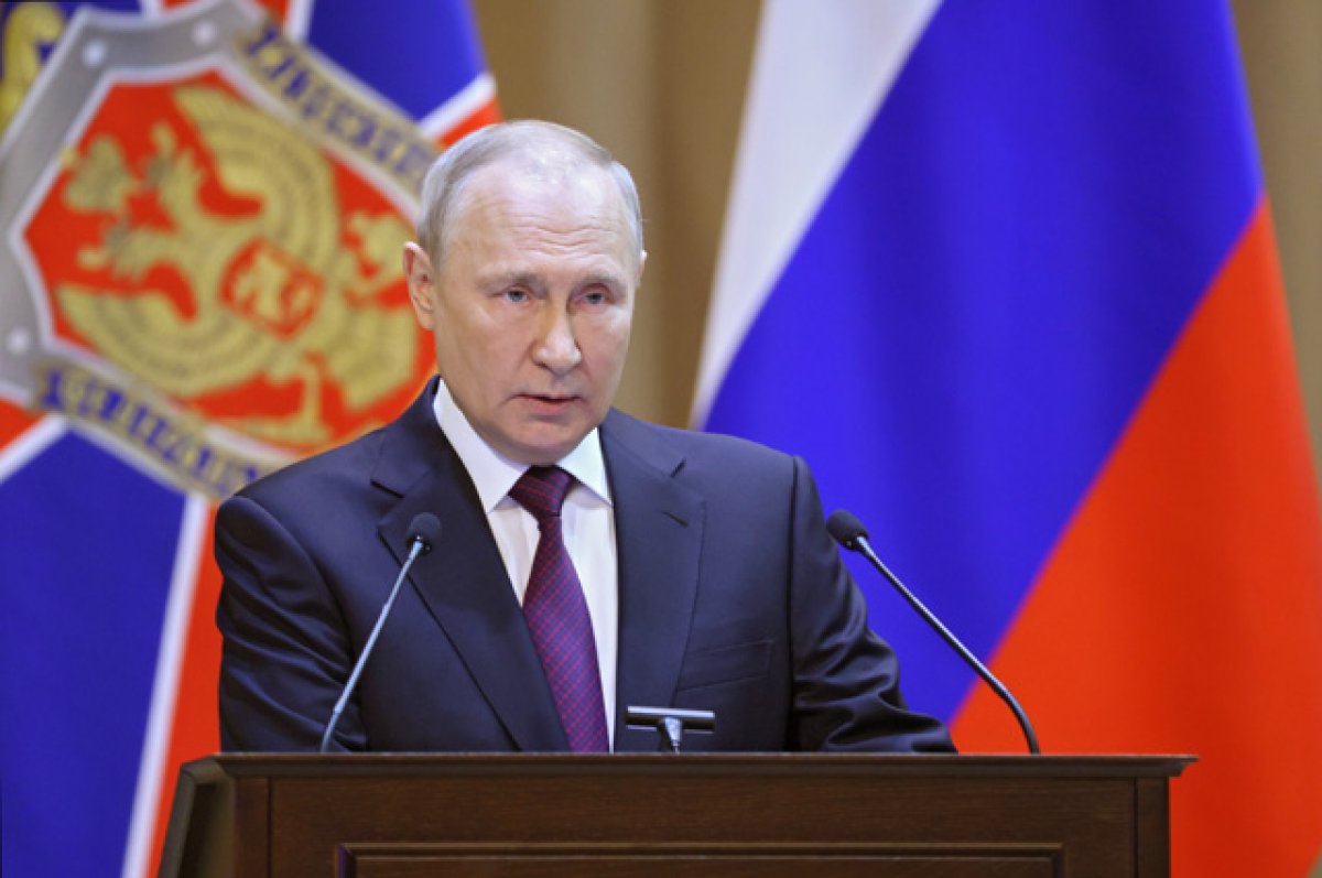 Путин подписал закон о сохранении повышенных пенсий участникам СВО