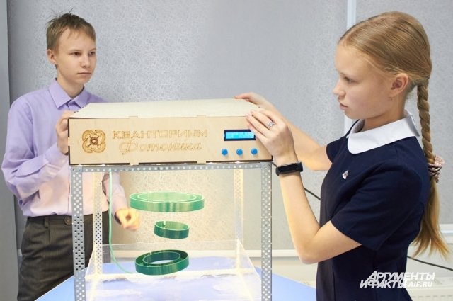 За создание «Зелёной матрёшки» Алёна и Андрей получили бронзовую медаль Международной выставки юных изобретателей (IEYI-2021).