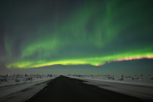 В конце зимы 2023 года вспышки в небе за полярным кругом были особенно яркими.
