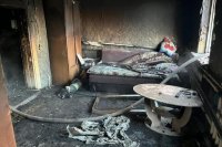 5-месячный ребенок и женщина погибли на пожаре в Оренбурге.