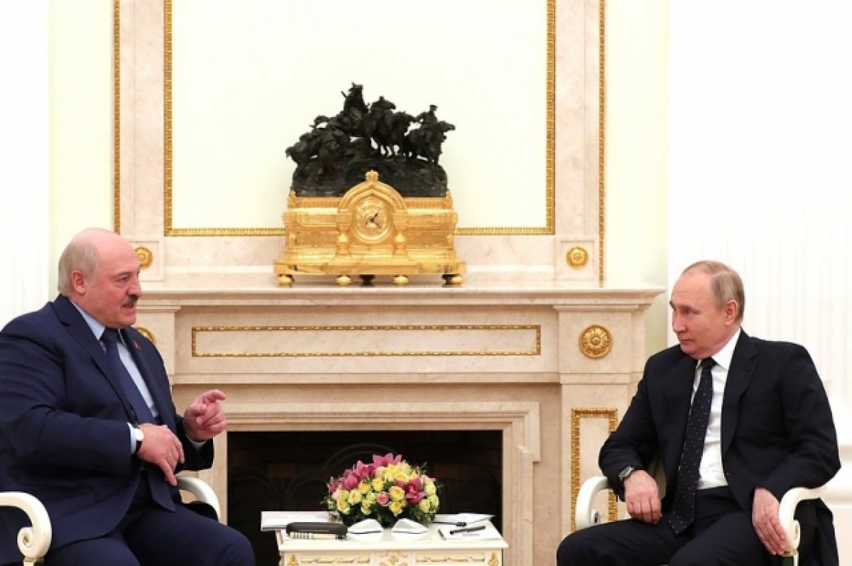 Песков опроверг передачу послания Путина властям Китая через Лукашенко
