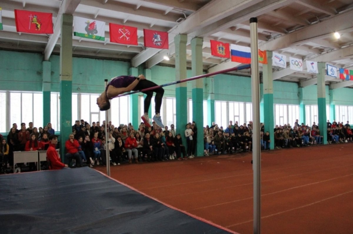Брянский прыгун Илья Иванюк стал вторым на мемориале Вячеслава Самотесова