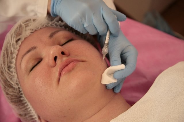 В Набережных Челнах будет продана старейшая косметологическая клиника. 