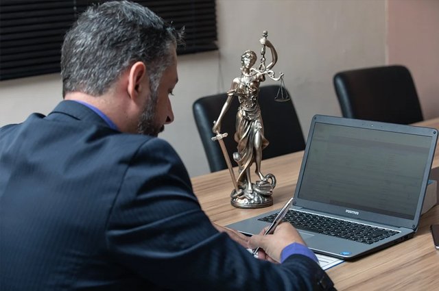 Адвокат пытается обжаловать приговор за хулиганство