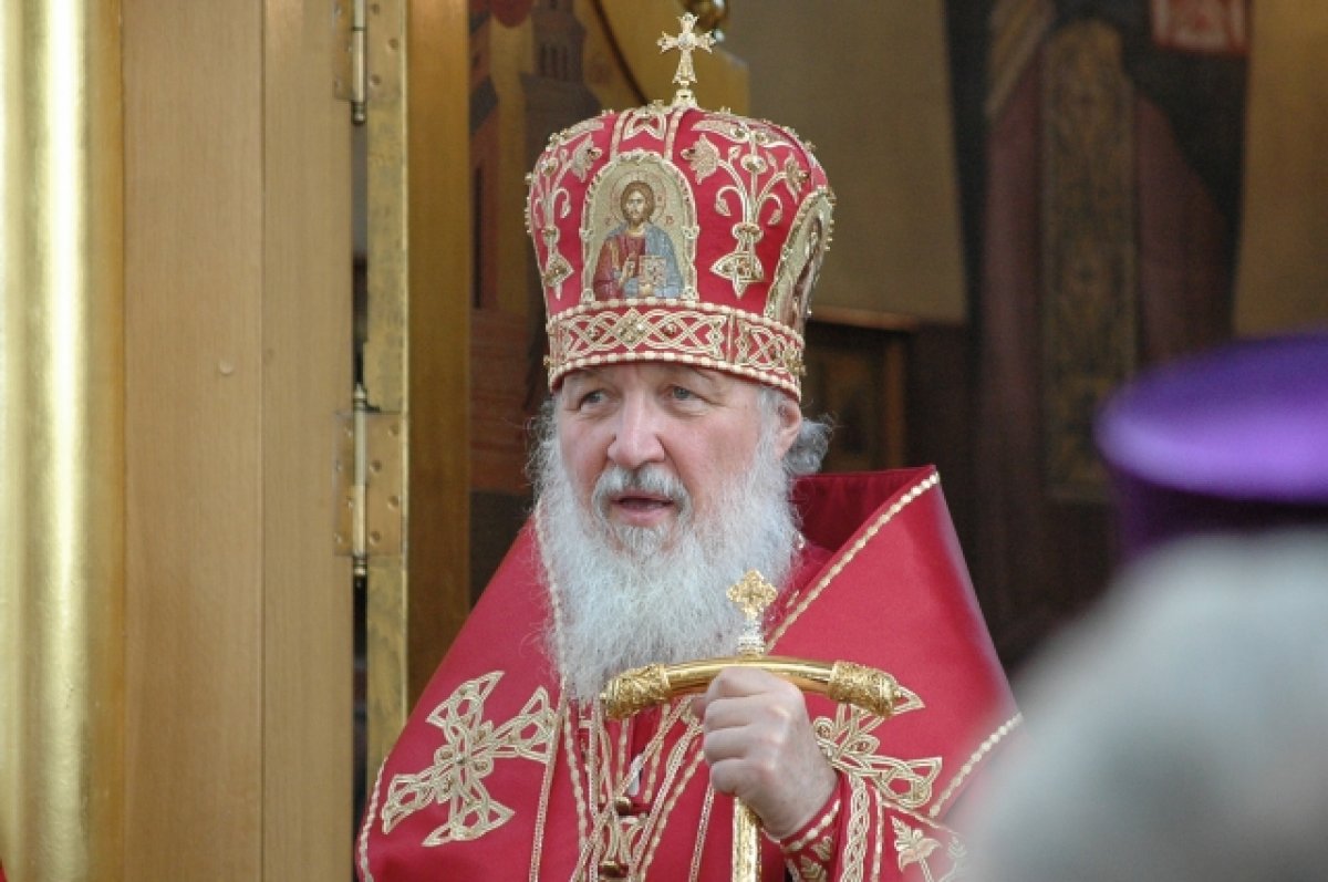 Патриарх Кирилл поздравил папу римского Франциска с 10-летием избрания
