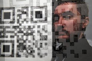 Сейчас QR-коды используются везде, где нужно быстро перейти в интернет.