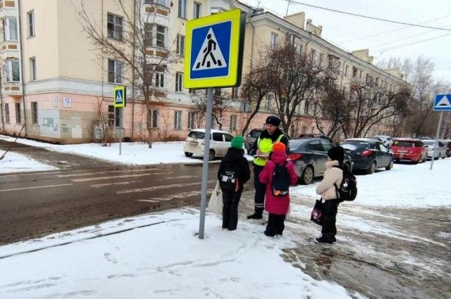 Более 300 детей в Красноярске с начала года нарушили правила ПДД.