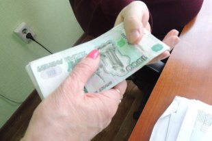 Школьники в Казани стали соучастниками мошенников.
