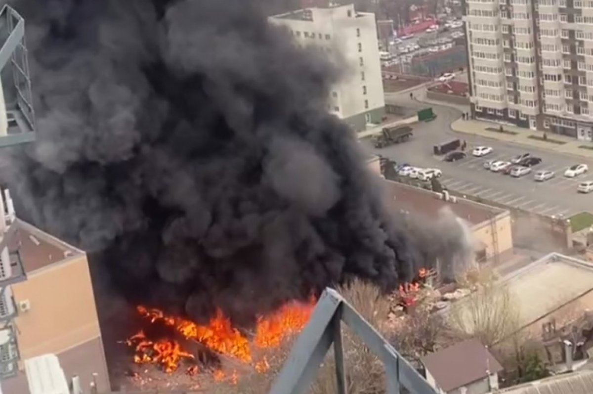В здании погрануправления ФСБ в Ростове-на-Дону произошел пожар