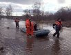 Саратовская область. Спасатели МЧС эвакуируют жителей