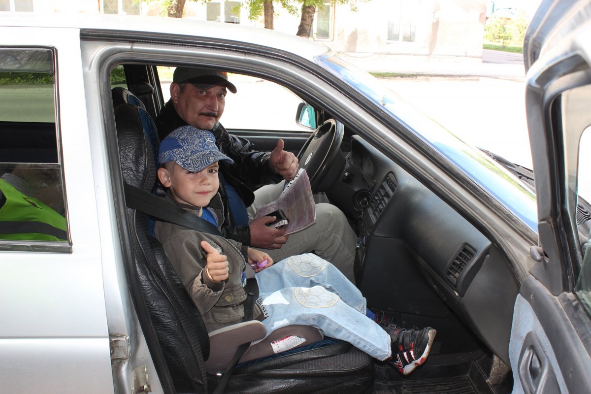 В Ростовской области будут тотально останавливать машины с детьми