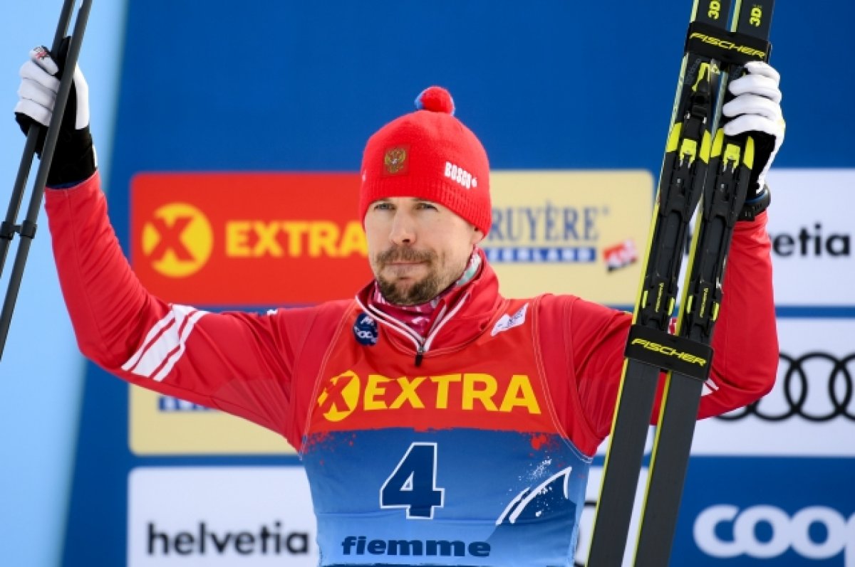 Устюгов и Непряева стали победителями чемпионата РФ по лыжным гонкам