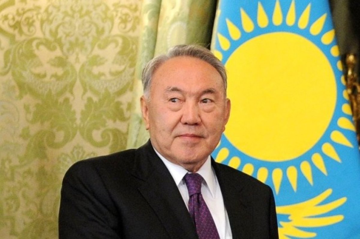 Назарбаев впервые после операции на сердце замечен на публике