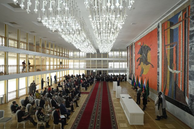 Церемония награждения прошла в зале Государственной филармонии РА.