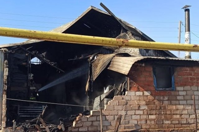 В Сорочинском ГО на пожаре погиб 58-летний мужчина и травмировалась 80-летняя женщина. 