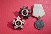 За сражения в Великой Отечественной он получил Орден Красной Звезды, два Ордена Славы - II и III степени, имел и другие награды. А после войны устроился на цемзавод футеровщиком.