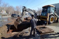 В администрации Оренбурга рассказали, когда устранят гигантский провал на Гагарина.