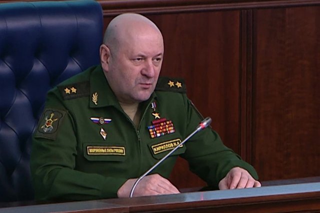 Начальник войск радиационной химической и биологической защиты генерал-лейтенант Игорь Кириллов.