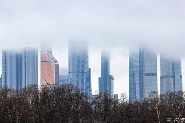 Туман и дождь в Москве.
