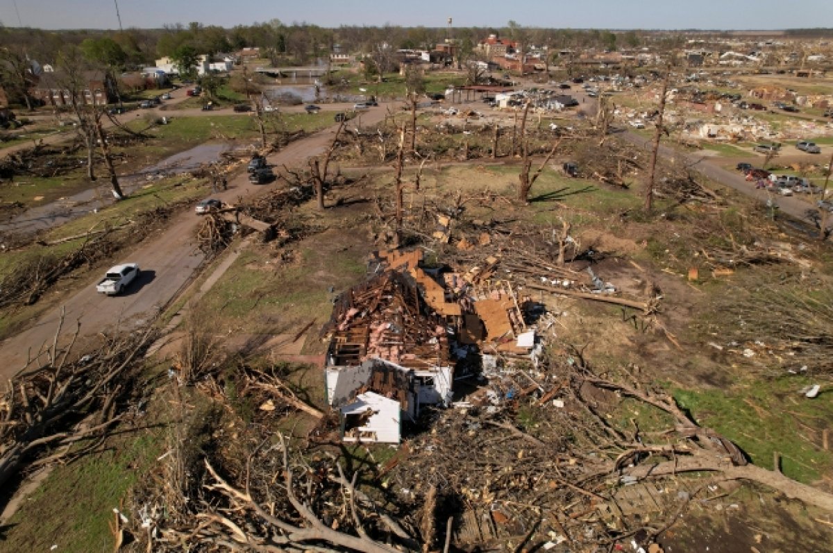 Байден объявил режим ЧС в штате Миссисипи после разрушительного шторма