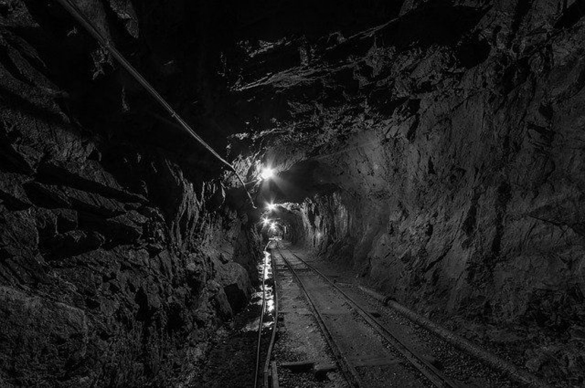 В Ростовской области в результате обрушения горной породы погиб шахтер