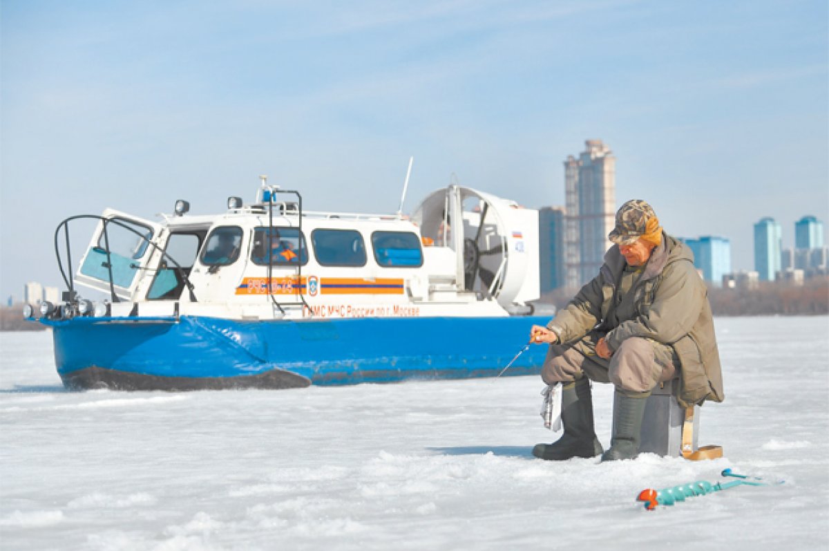 Амфибия на дежурстве. Как МЧС обеспечивает безопасность на водоёмах Москвы