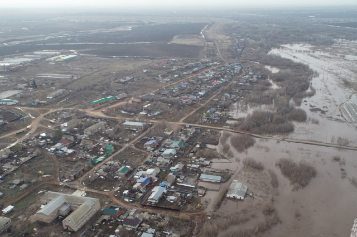 Пригородный оренбург затопило. Оренбургский область потоп. П горный Оренбургский район. Наводнение.