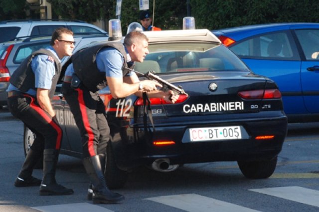 Итальянские журналисты критикуют работу итальянских органов безопасности после побега Артёма Усса.