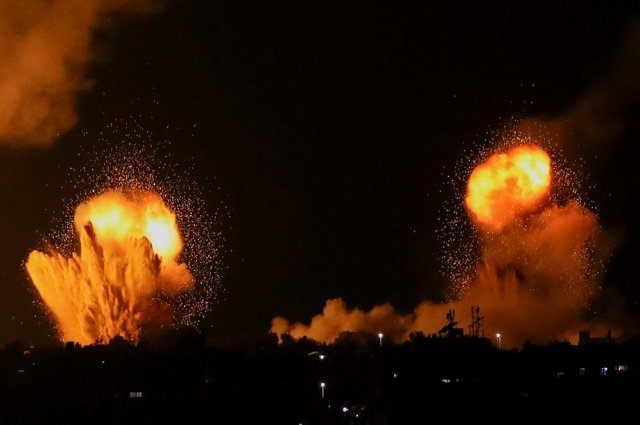Ракетные удары Израиля по Ливану и Сектору Газа