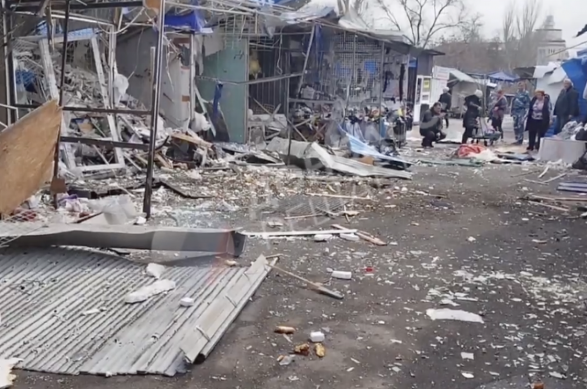 Один человек погиб и 13 пострадали в результате удара ВСУ по центру Донецка